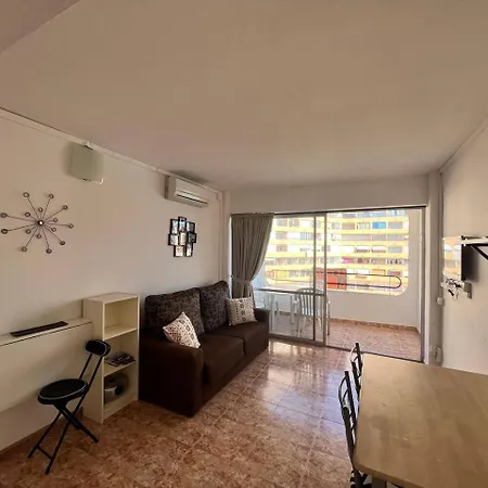 Estudio Con Tres Piscinas Comunitarias Y Pista De Tenis *