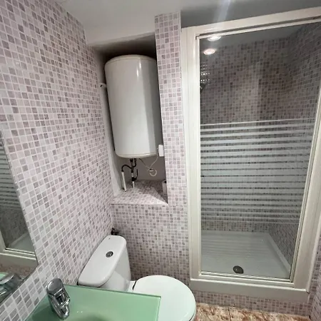 Estudio Con Tres Piscinas Comunitarias Y Pista De Tenis Apartment Roses